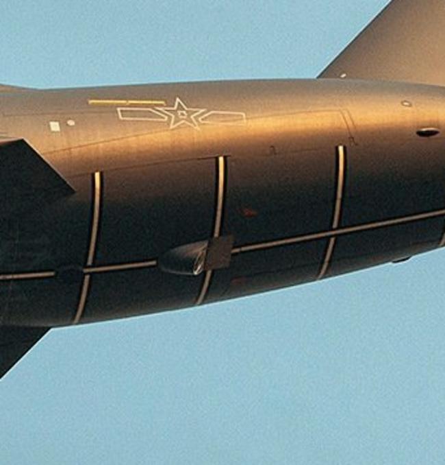 Y-20-22030101b.jpg